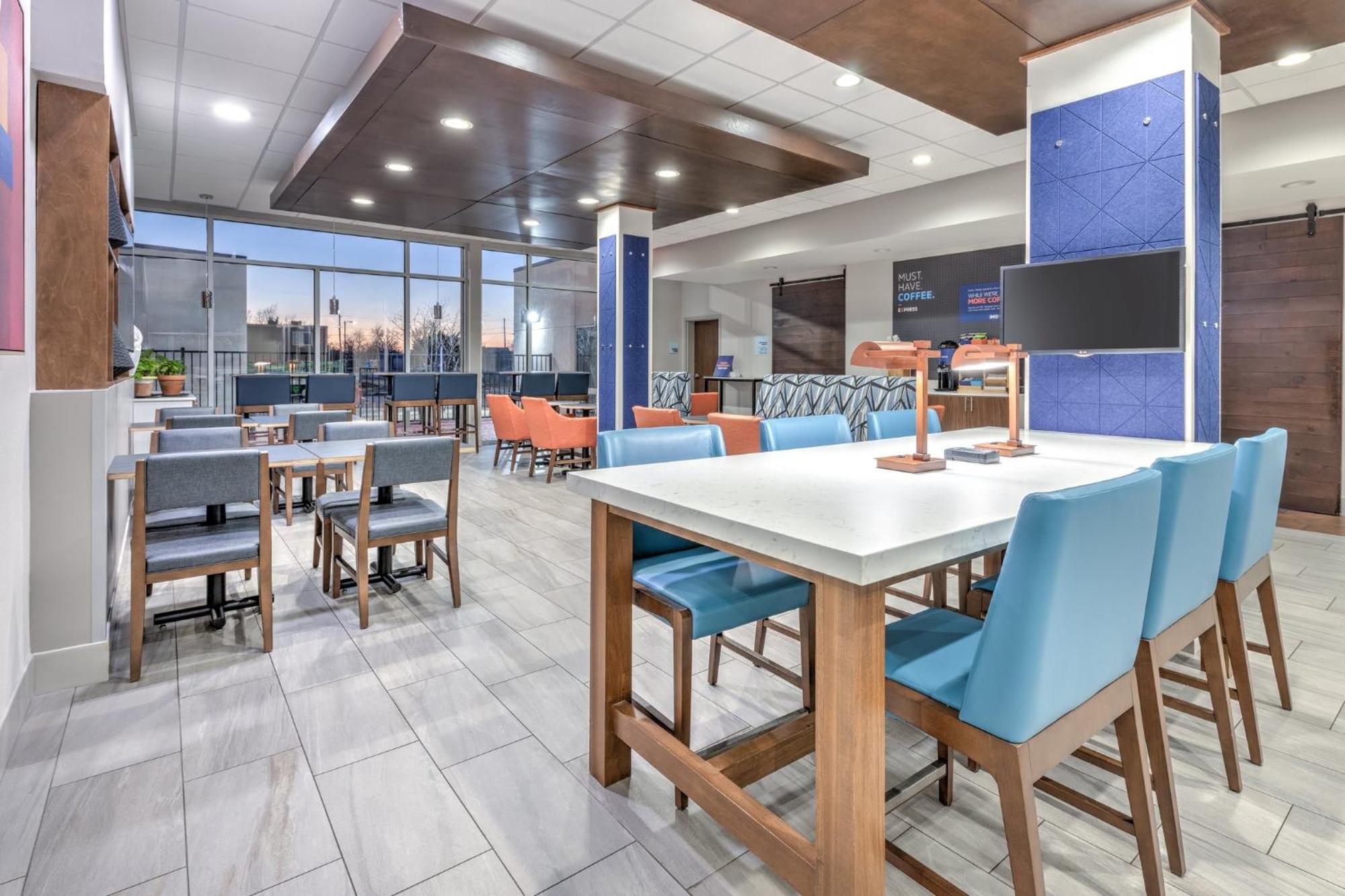 Holiday Inn Express & Suites Moore By Ihg Eksteriør bilde