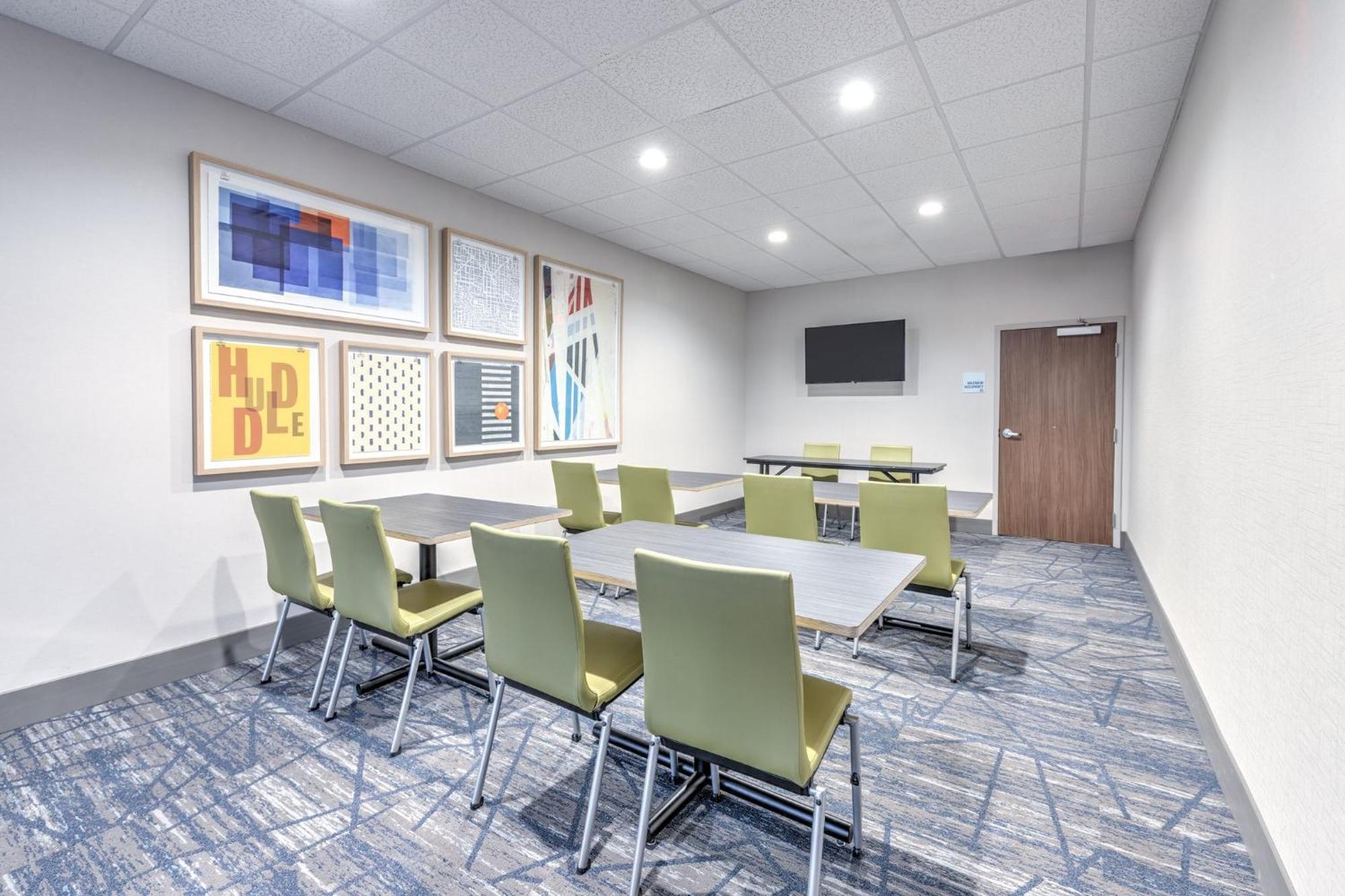 Holiday Inn Express & Suites Moore By Ihg Eksteriør bilde